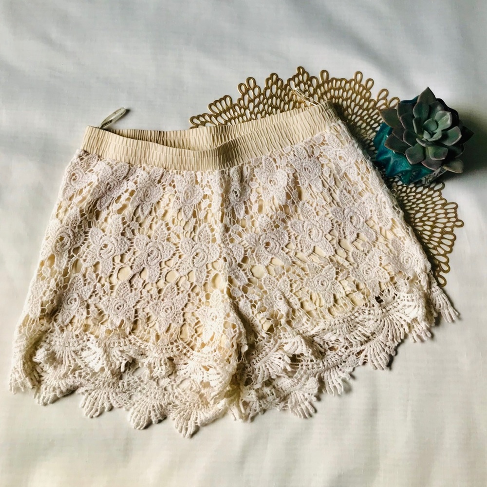 SOLD Cream Lace Boho Shorts